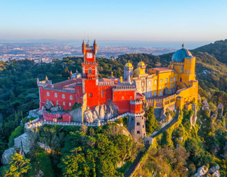 Royal Palaces & Coastal Adventure